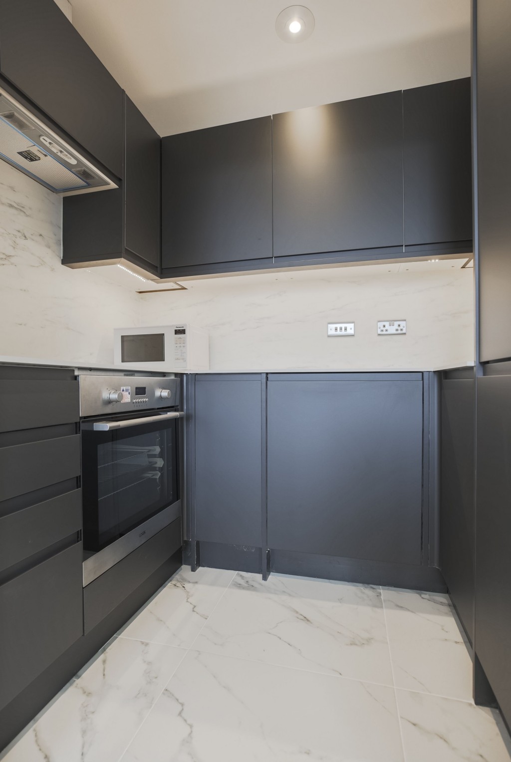 Images for Trebovir Road, London, SW5 EAID:2927346050 BID: