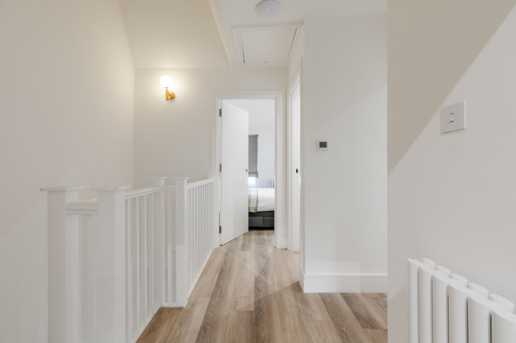 Images for 196 Sussex Gardens, London, W2 EAID:2927346050 BID:
