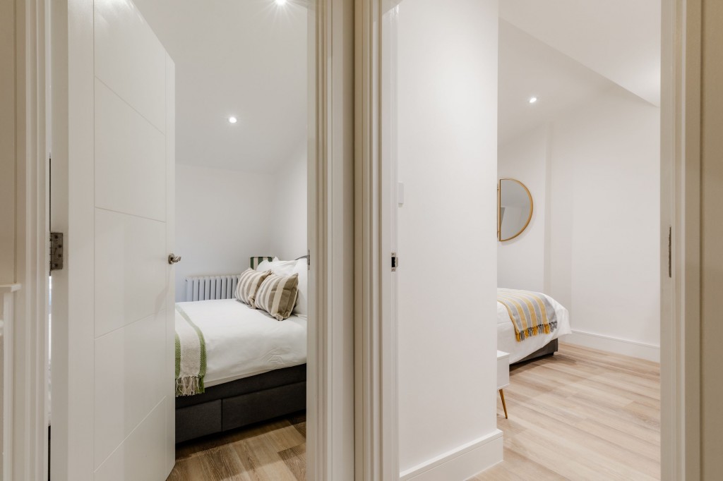 Images for 196 Sussex Gardens, London, W2 EAID:2927346050 BID: