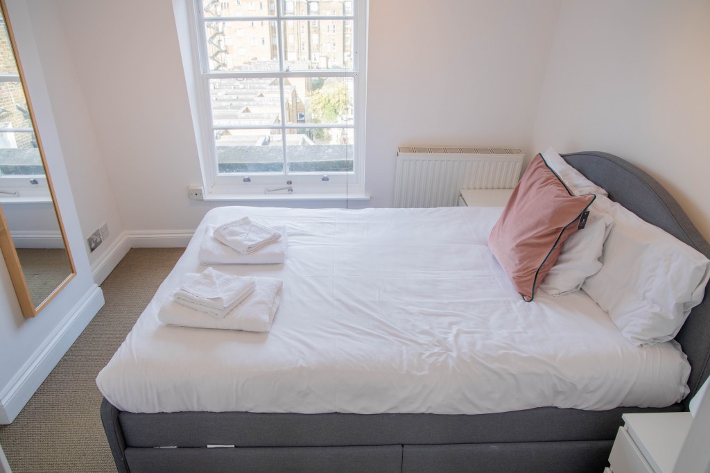 Images for 196 Sussex Gardens, London, W2 EAID:2927346050 BID: