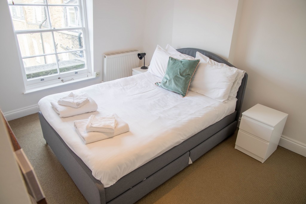 Images for 196 Sussex Gardens, London, W2 EAID:2927346050 BID:
