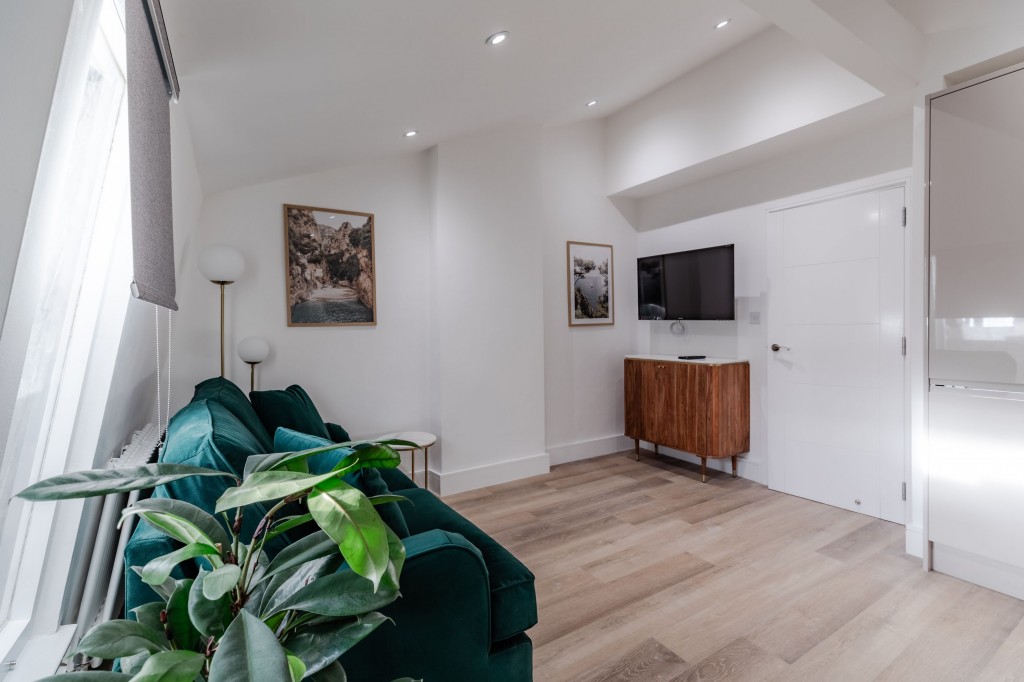 Images for 196 Sussex Gardens, London, W2 EAID:2927346050 BID: