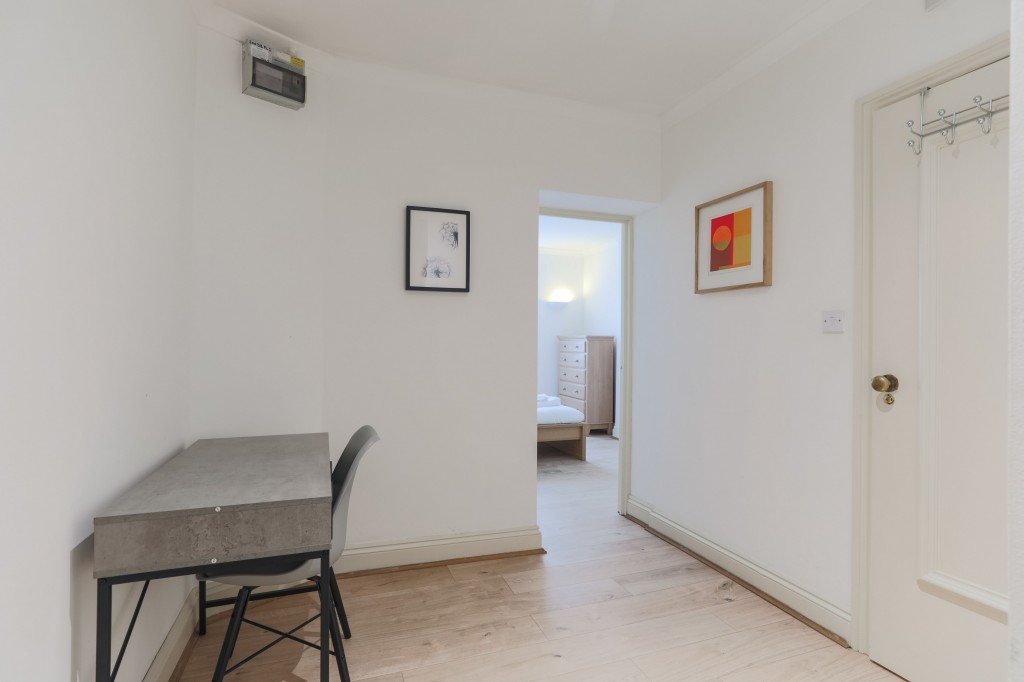 Images for Sussex Gardens, London, W2 EAID:2927346050 BID: