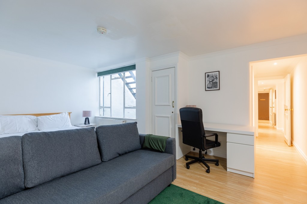 Images for Sussex Gardens, London, W2 EAID:2927346050 BID: