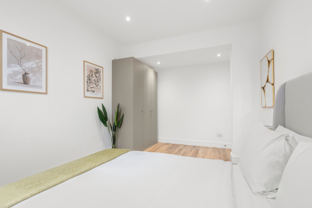 Images for Sussex Gardens, London, W2 EAID:2927346050 BID: