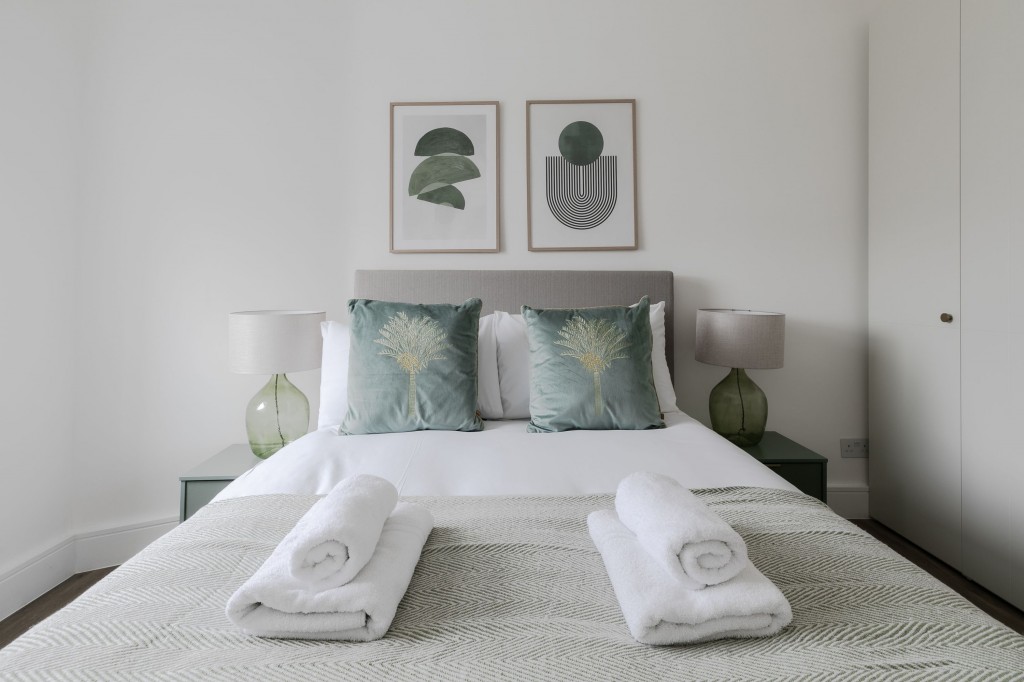 Images for Sussex Gardens, London, W2 EAID:2927346050 BID: