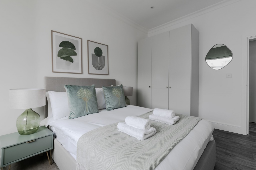 Images for Sussex Gardens, London, W2 EAID:2927346050 BID: