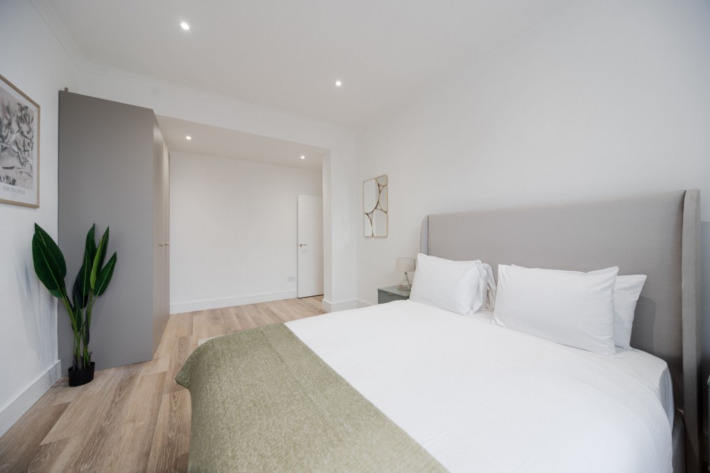Images for Sussex Gardens, London, W2 EAID:2927346050 BID: