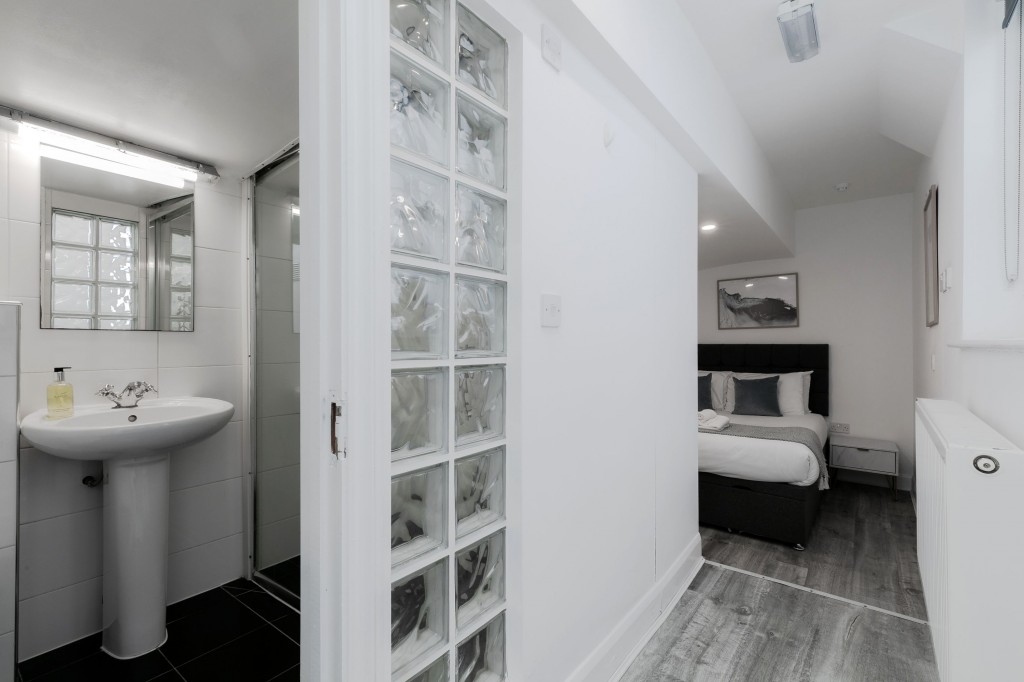 Images for 10 Nevern Road, SW5 9PJ EAID:2927346050 BID: